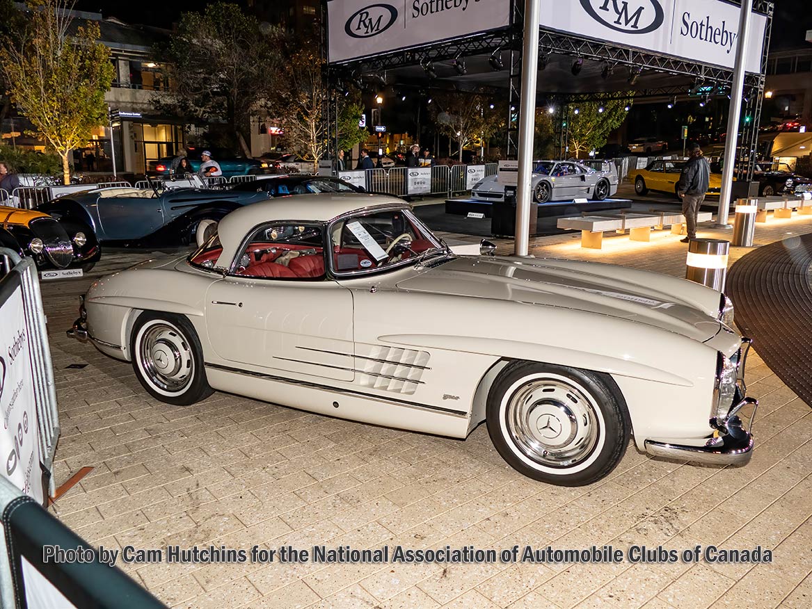 1963 Mercedes Benz 300SL Roadster